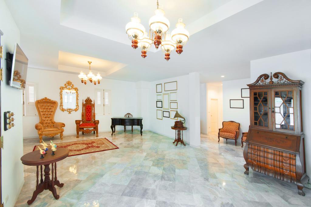 Dharasom' S Colonial House Hotel Bangkok Eksteriør billede