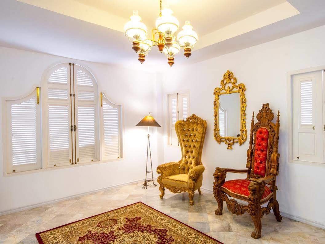 Dharasom' S Colonial House Hotel Bangkok Eksteriør billede
